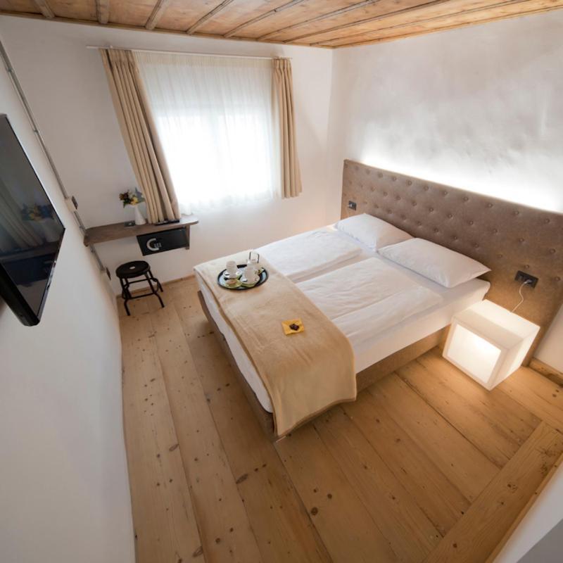 Sir Thomas Bed And More Bolzano Exteriör bild